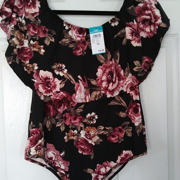 Rue 21 Floral bodysuit - Picture 5 of 8